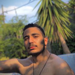 Pouya Pourfouladchi Clubhouse