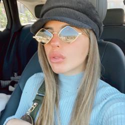 Roberta Nastro Clubhouse