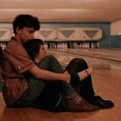 مستكنيص . Clubhouse