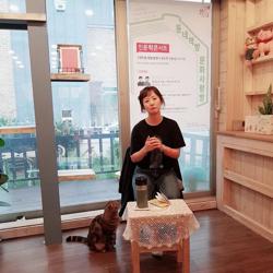 Mia Eun Clubhouse