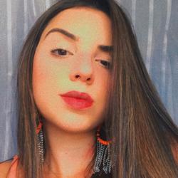 Andreia Miranda Clubhouse