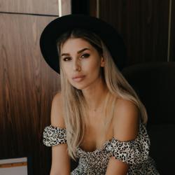 Aida Pashayeva Clubhouse