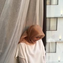 Uly Yunita Clubhouse