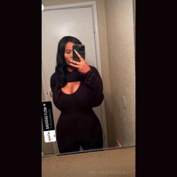 Quay Renee Clubhouse