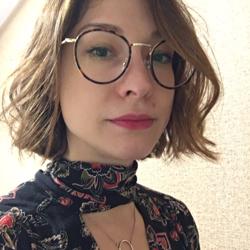 Alice Loginova Clubhouse