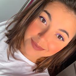 Bruna Luiza Rodrigues Clubhouse