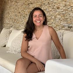 Fernanda Lopes Fernandes Clubhouse