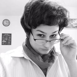 Clubhouse profile picture for @harridan