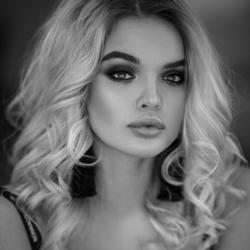 Lina Dobrorodnova Clubhouse