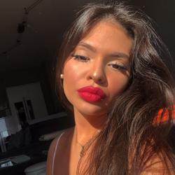 Giorgina Floriana Clubhouse