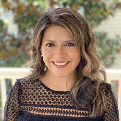 Gabriela Liz Clubhouse