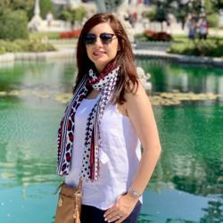 Raana Mahmoudian Clubhouse