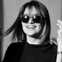 nazanin omidi Clubhouse