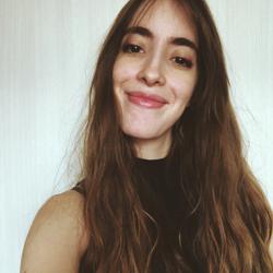 Thaís Monteiro Clubhouse