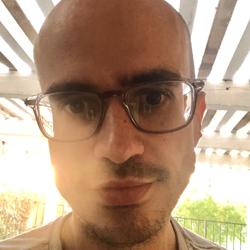 Clubhouse profile picture for @luisalva