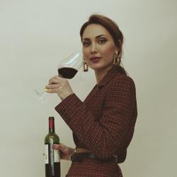 Kristina Otkidych Clubhouse