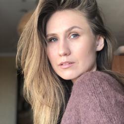 Nastia Avstrub Clubhouse