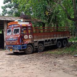 Rinu Paul Clubhouse