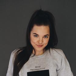 Enija Logina Clubhouse