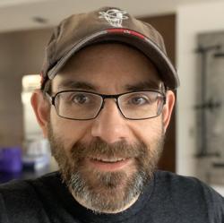 Clubhouse profile picture for @lucas
