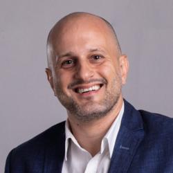 Gustavo Miolo Clubhouse