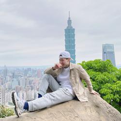 Wil Chueh Clubhouse