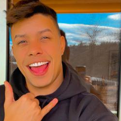 Allan Chaves Clubhouse