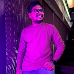 Clubhouse profile picture for @santosh
