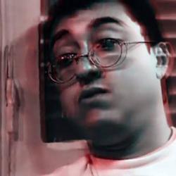 الشنكوتي عزت Clubhouse