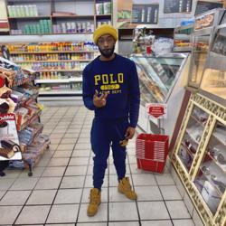 Trell Lo Clubhouse