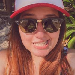 Monique Corrêa Clubhouse