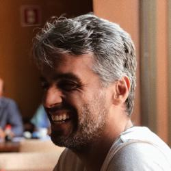 Kenny de Sá Holanda Clubhouse