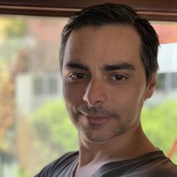 Clubhouse profile picture for @tiago_b_f