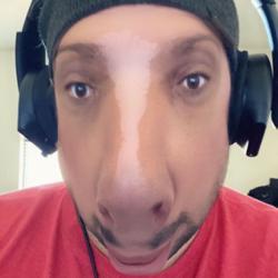 Clubhouse profile picture for @turds