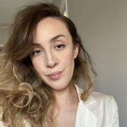 Carolina Saravia Clubhouse