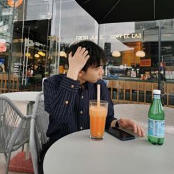 Desmond Hong Clubhouse