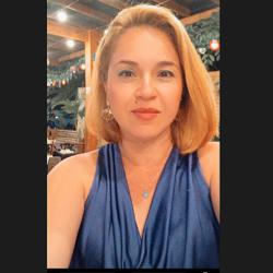 Marcia Valeria Paula Clubhouse