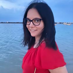 Lisa Andrea Bertagnolli Clubhouse