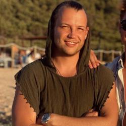 Moritz Richter Clubhouse