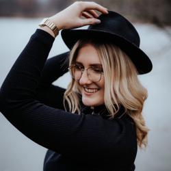 Sophie Schwager Clubhouse