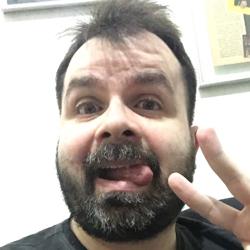 Clubhouse profile picture for @medob