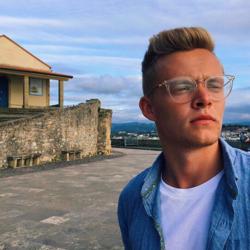 Niclas Gregor Clubhouse