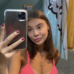 Victoria Kindle Clubhouse