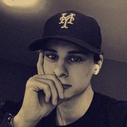 Clubhouse profile picture for @amigo