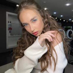 Valeria Bersina Clubhouse