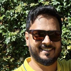 Clubhouse profile picture for @joydeep