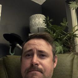 Clubhouse profile picture for @gumshoe