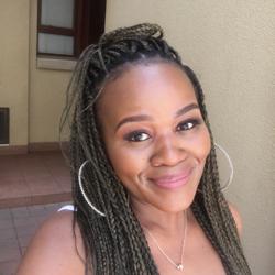 Clubhouse profile picture for @nozipho