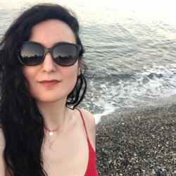 Emine Dag Clubhouse