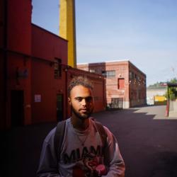 Clubhouse profile picture for @streets